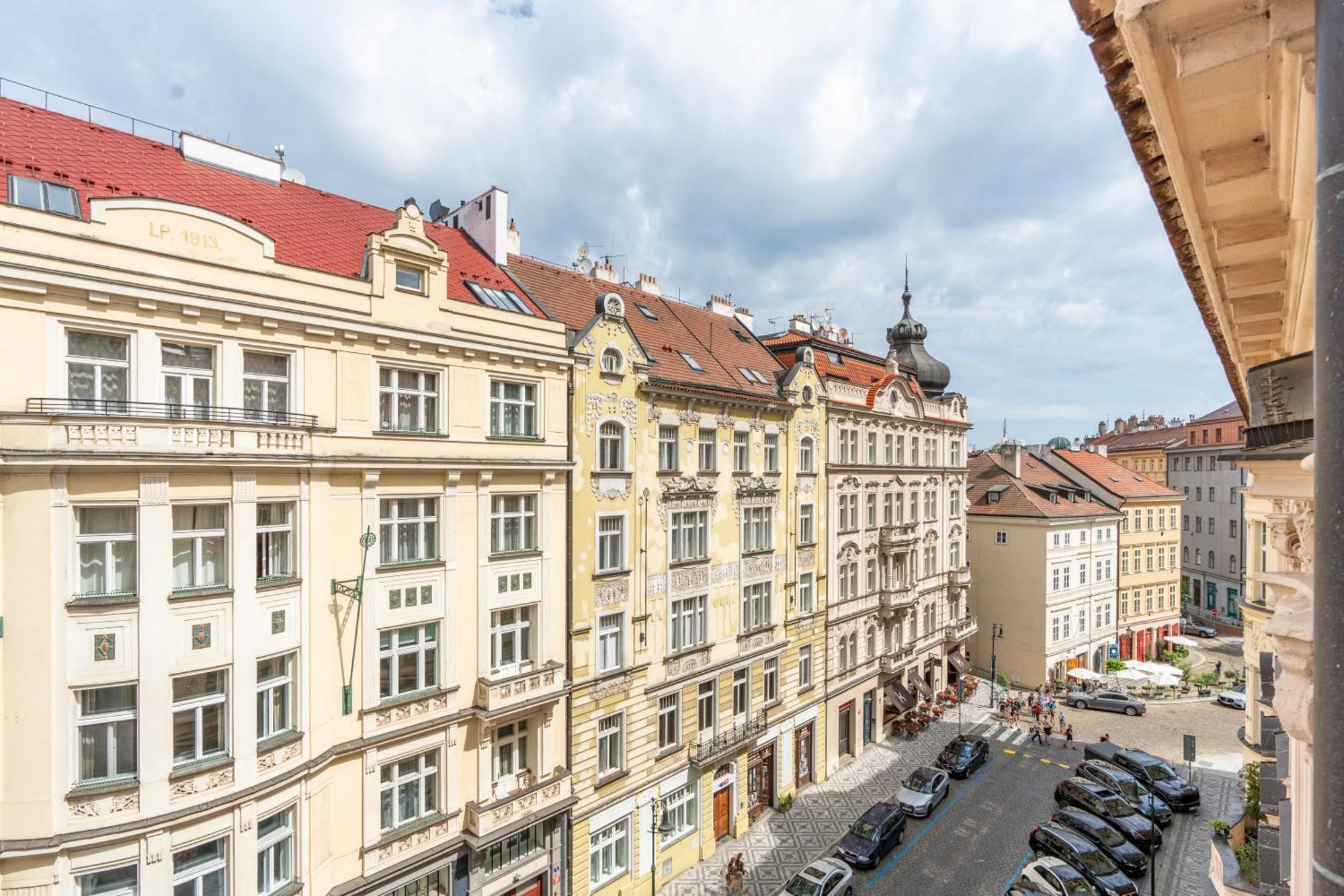 Apartment Vezenska *